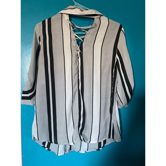 Bebe long sleeve top - Picture 2 of 3